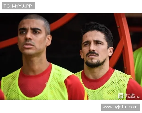 足球明星青黄不接的原因分析与未来发展趋势探讨